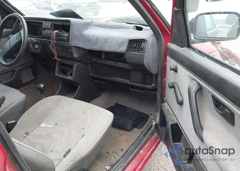 1989 Volkswagen Jetta from USA, damaged, VIN WVWPG01GXKW695299